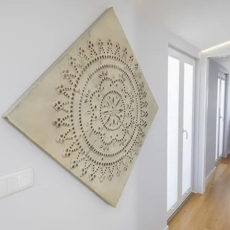 Lovelystay - 2bed Looking Good In Bairro Alto *
