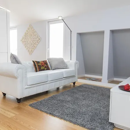 Lovelystay - 2bed Looking Good In Bairro Alto